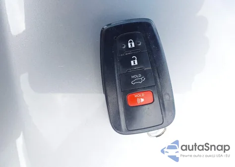 2022 Toyota Rav4 Xle z USA, uszkodzony, nr VIN 2T3P1RFV0NW268861